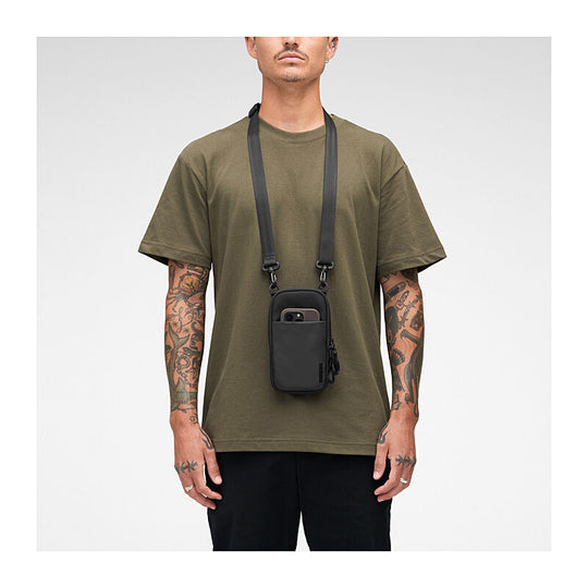 Incase Arc Sm Crossbody Bag-Bk